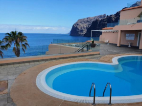 Terraza Sol Los Gigantes Beach by HRTenerife Net